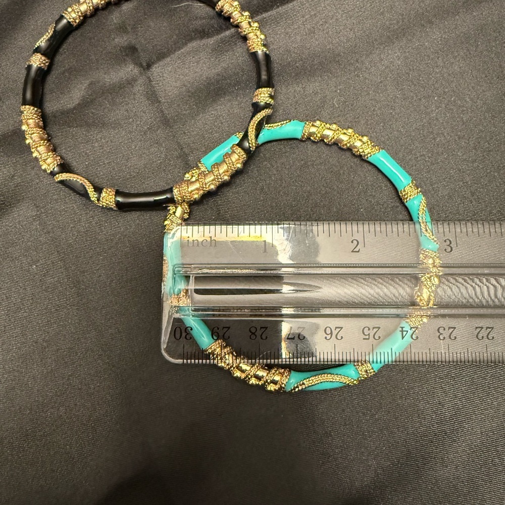 Elegant Black or Turquoise Bangles - Picture 2 of 3